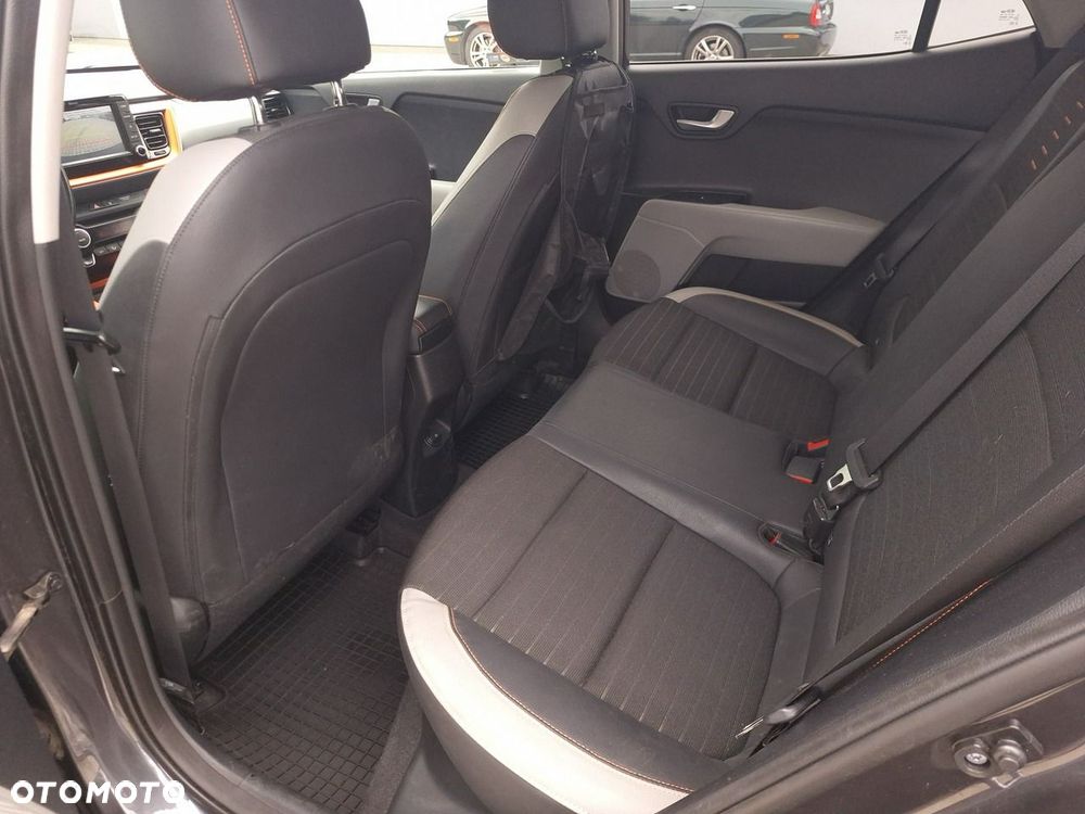 Kia Stonic 1.4 L - 25