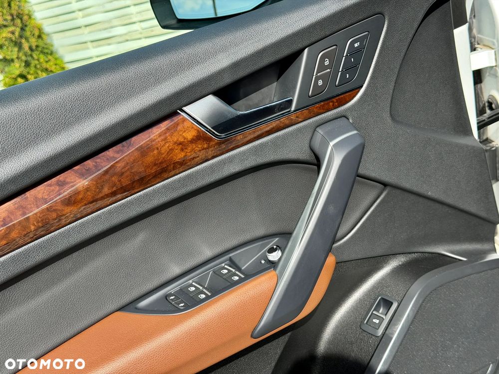 Audi Q5 45 TFSI quattro S tronic design - 14