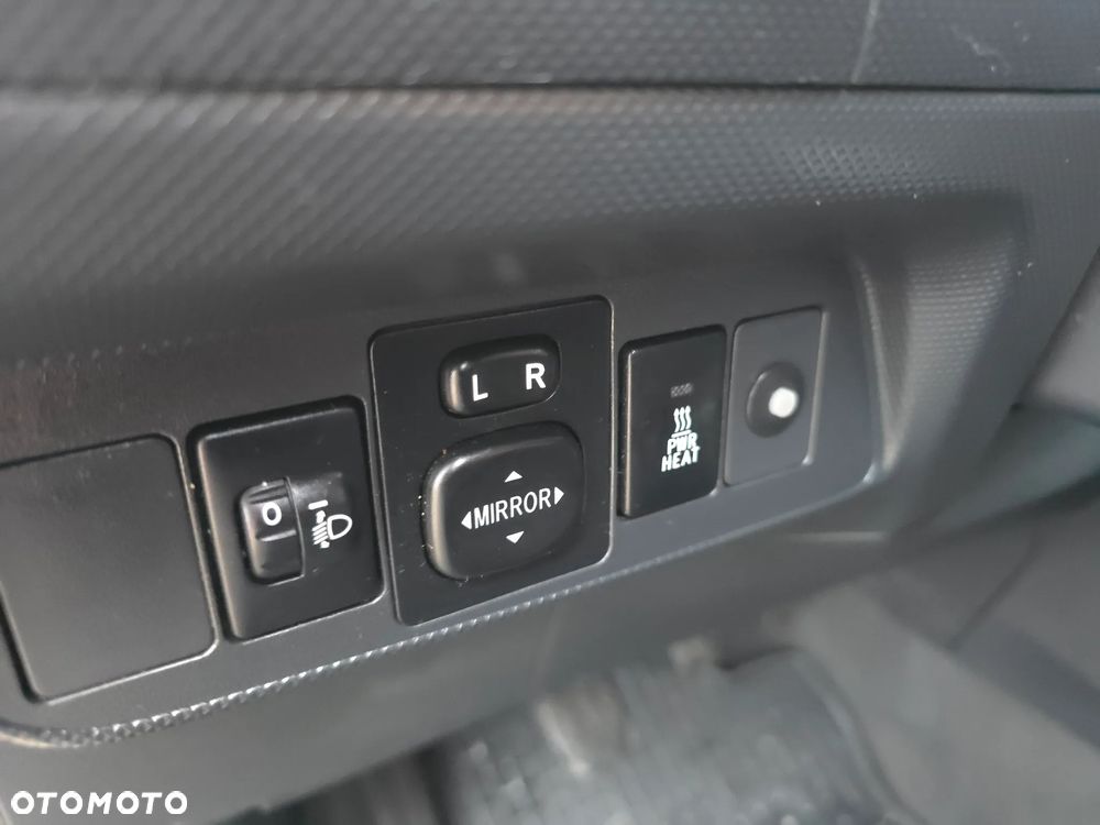 Toyota Auris 1.4 D-4D 2010 - 21