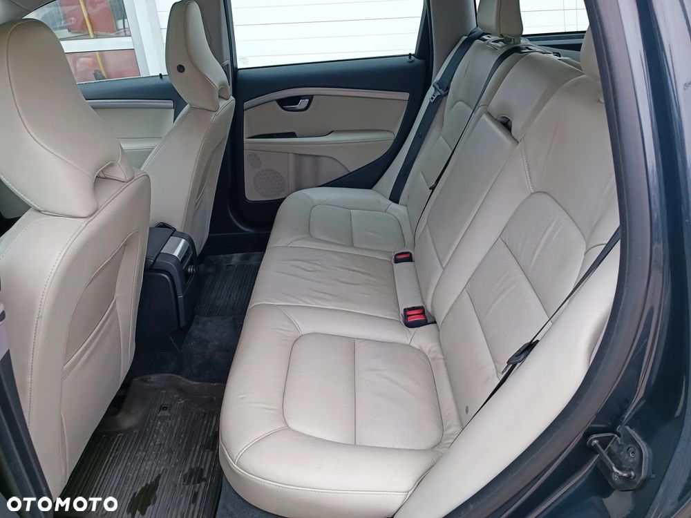 Volvo V70 T4 Powershift Summum - 29
