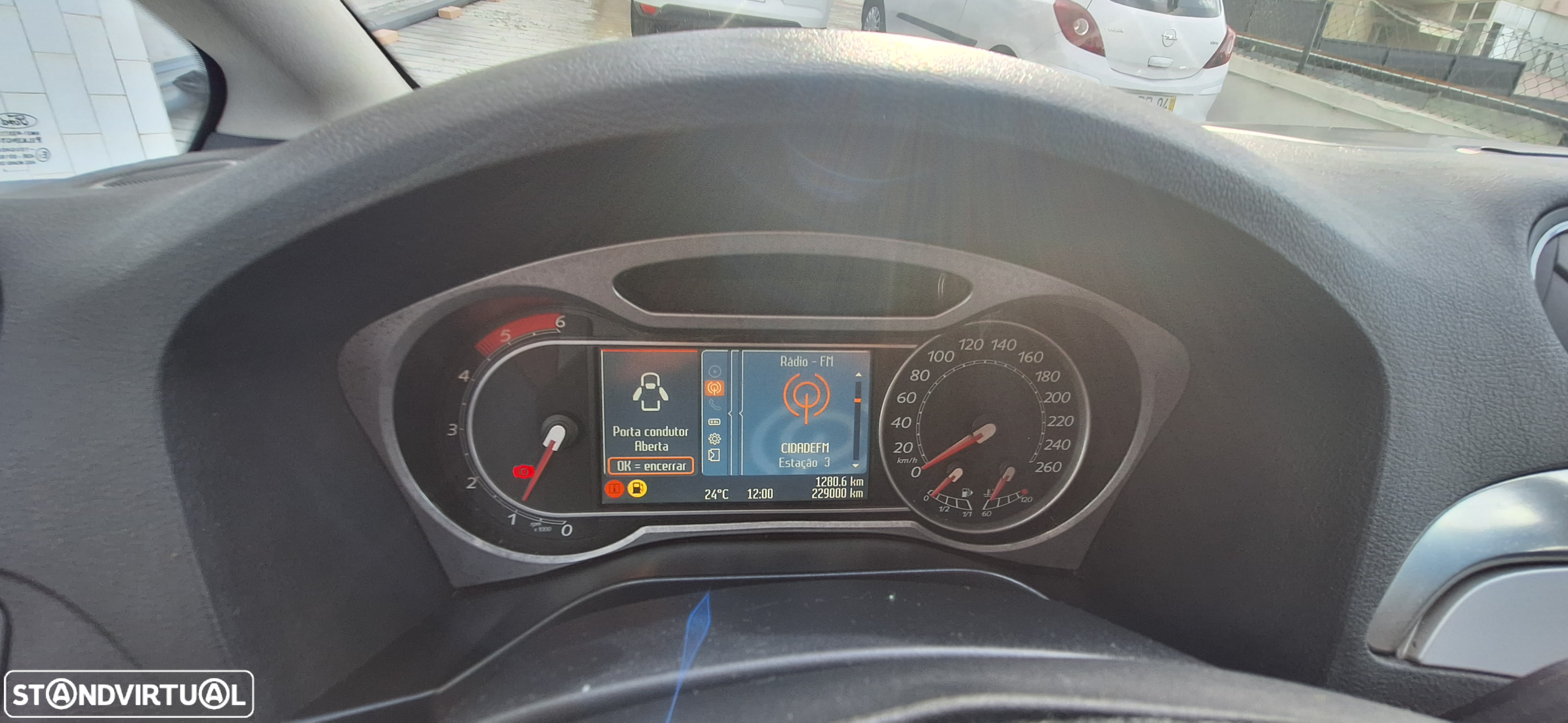 Ford S-Max 1.8 TDCi Trend 7L - 17
