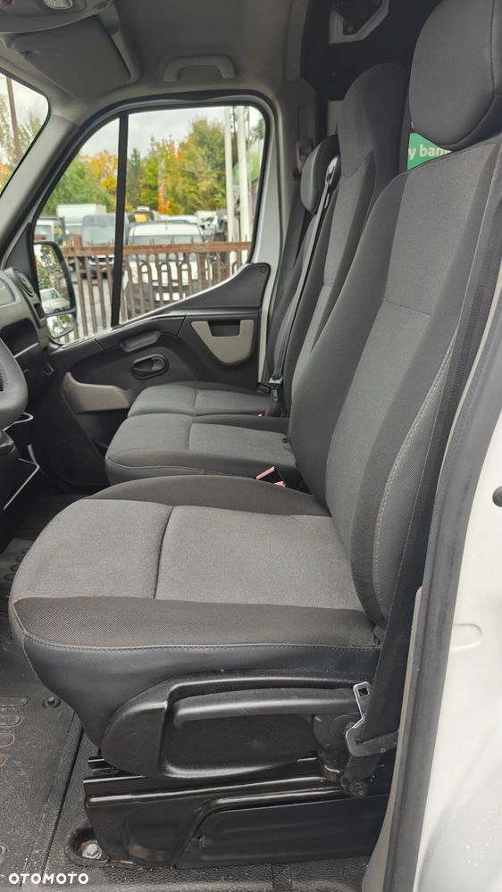 Renault Master  brygadowka 7 osób - 13