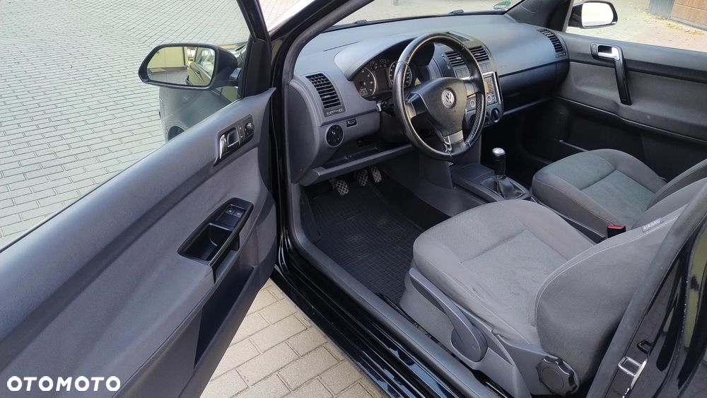 Volkswagen Polo - 17