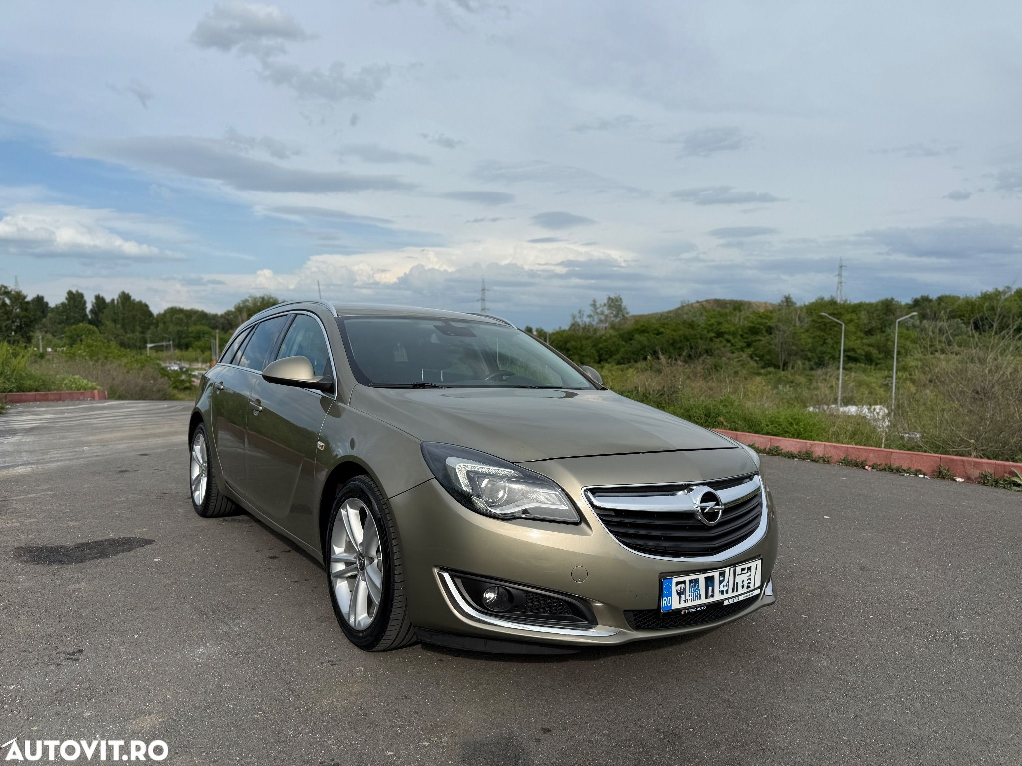 Opel Insignia Sport Tourer 2.0 CDTI Start/Stop - 1