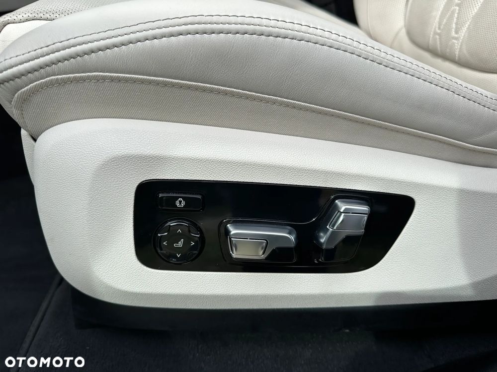 BMW X7 M60i xDrive mHEV sport - 10