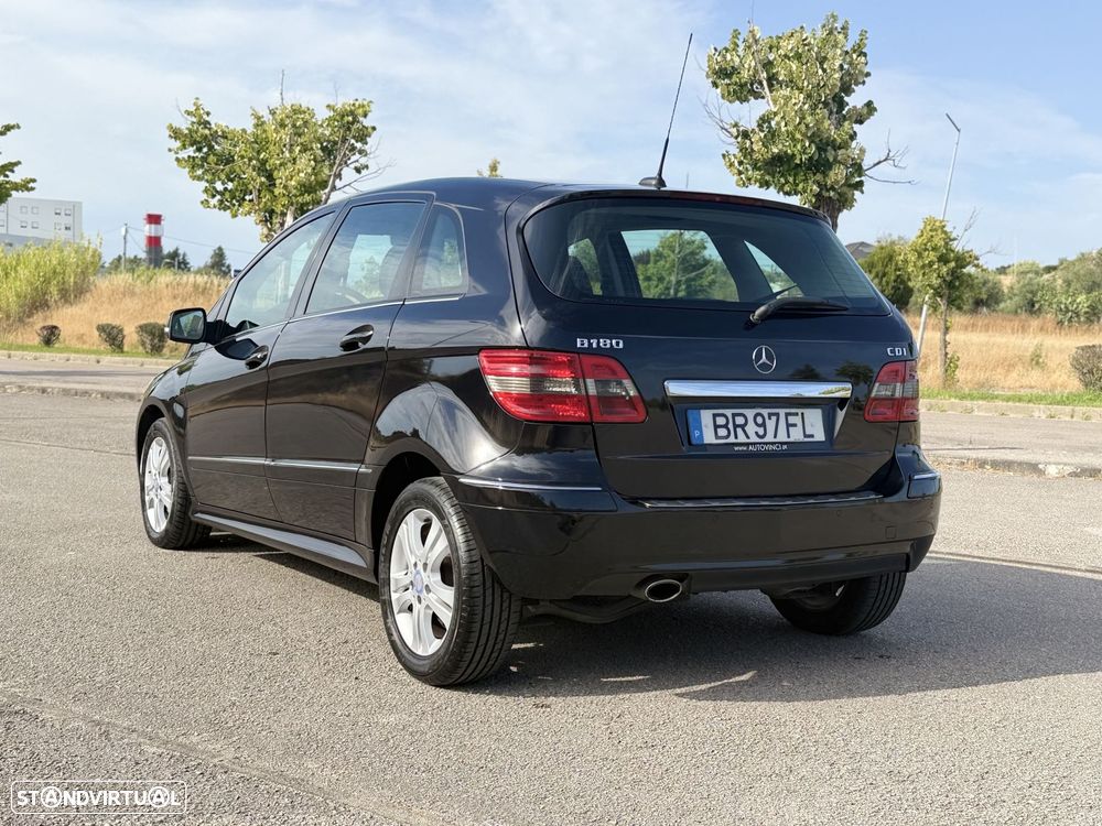 Mercedes-Benz B 180 CDI Autotronic - 10