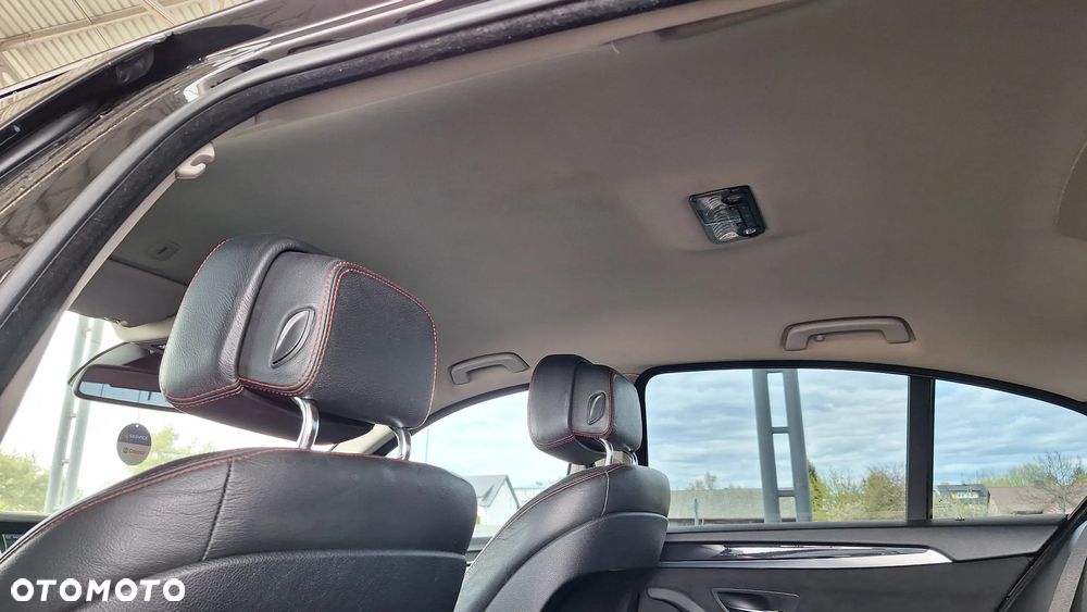 BMW Seria 5 525d xDrive Sport-Aut - 20