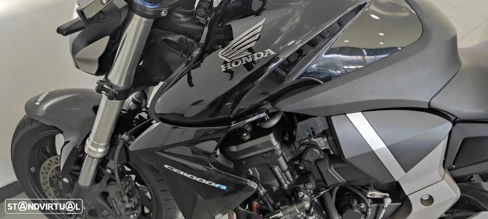 Honda CB - 8