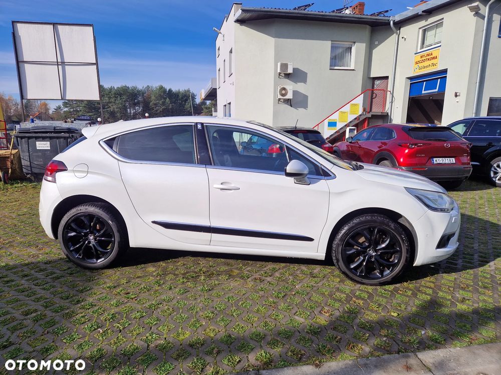 Citroën DS4 THP 200 SportChic - 3