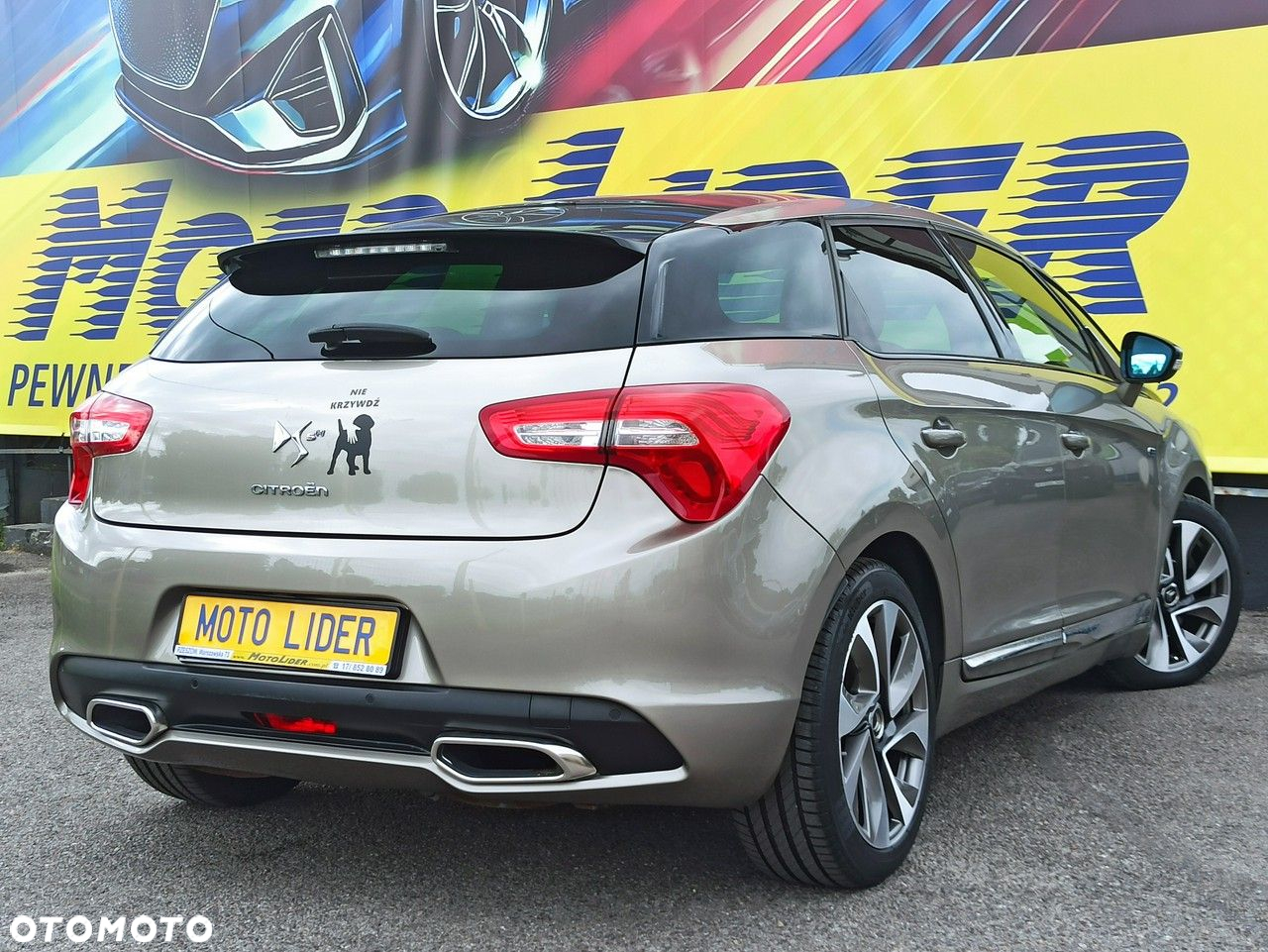 Citroën DS5 2.0 HDi Hybrid4 SoChic MCP - 6