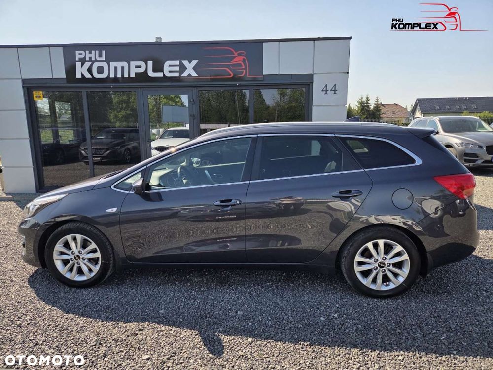 Kia Ceed - 8