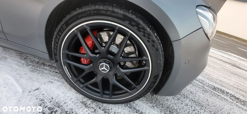 Mercedes-Benz Klasa E AMG 63 S 4Matic+ AMG Speedshift MCT-9G - 23