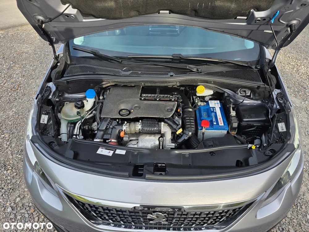 Peugeot 2008 BlueHDi 100 STOP & START Allure - 34