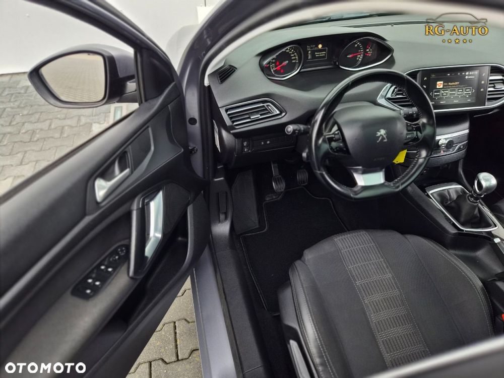 Peugeot 308 - 27