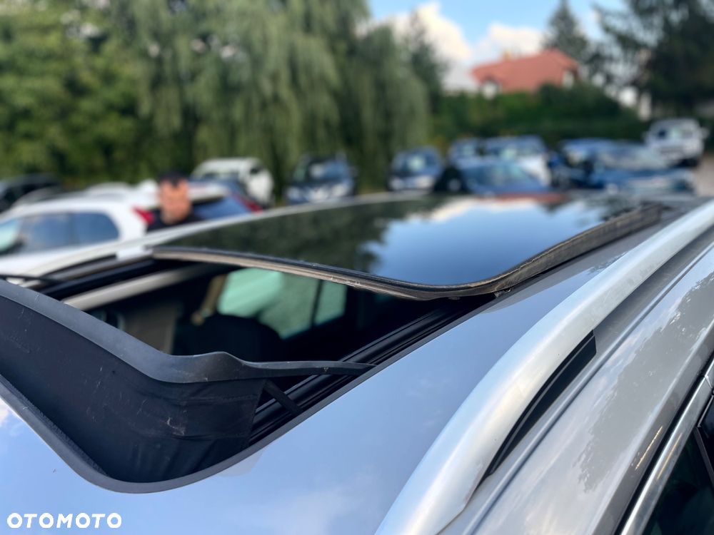 Volkswagen Tiguan 2.0 TDI SCR DSG R-Line - 9