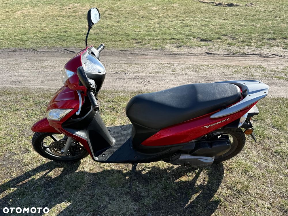 Honda Vision - 8