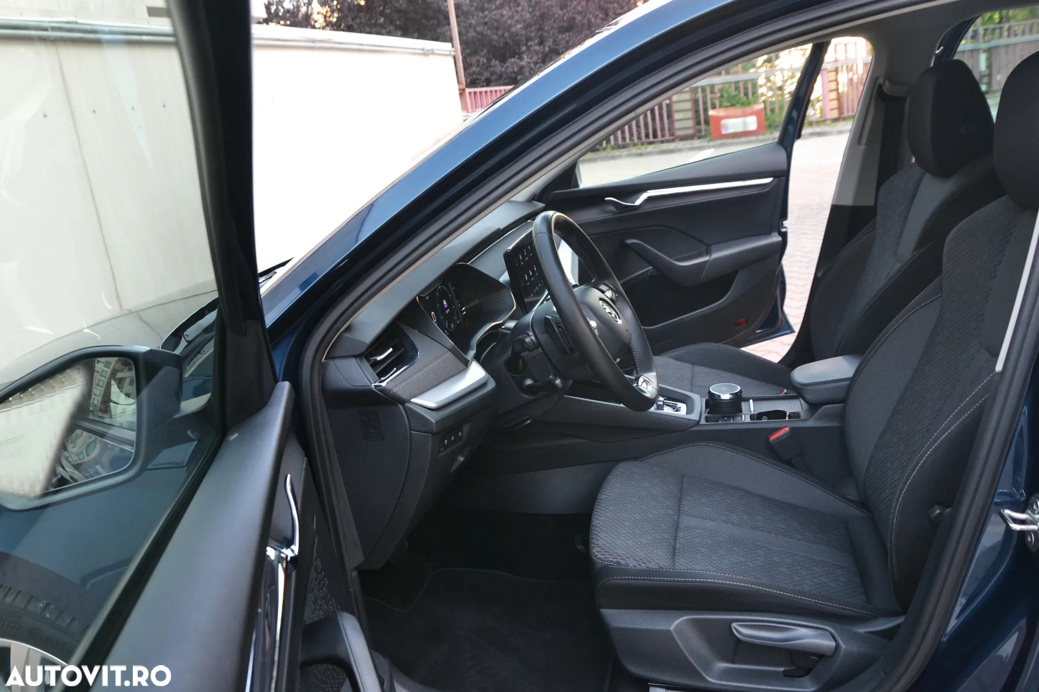Skoda Octavia Combi 2.0 TDI DSG 4X4 Style - 12