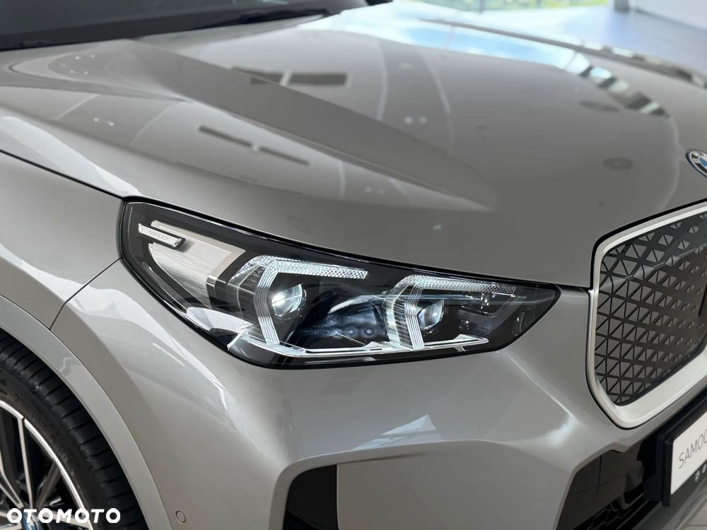 BMW iX1 eDrive20 66.5kWh M Sport Edition - 10