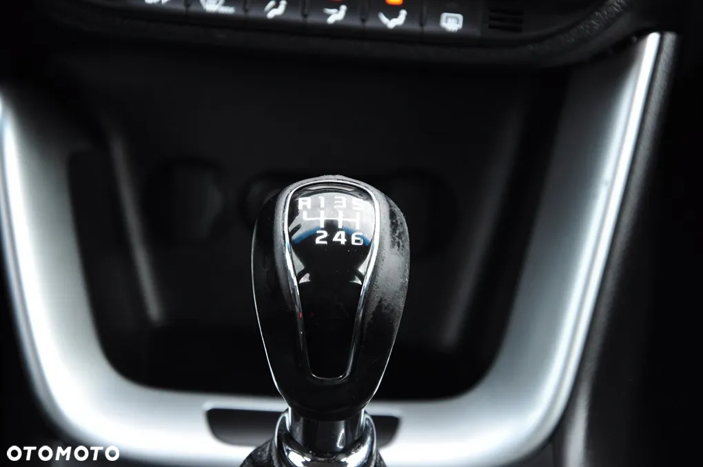 Kia Ceed 1.6 CRDi SCR L Business Line - 34