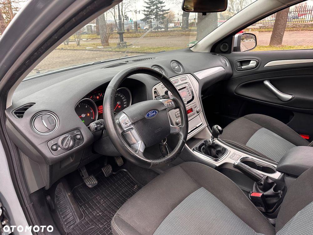 Ford Mondeo 2.0 TDCi Concept - 12