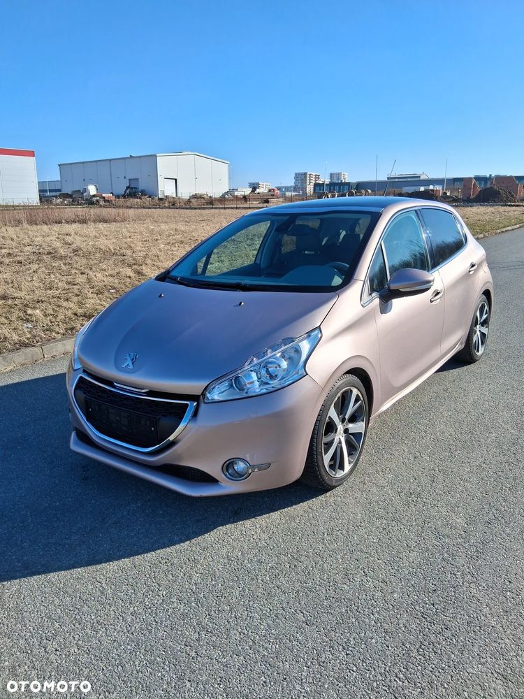 Peugeot 208 e-HDi 92 Stop&Start Style - 6