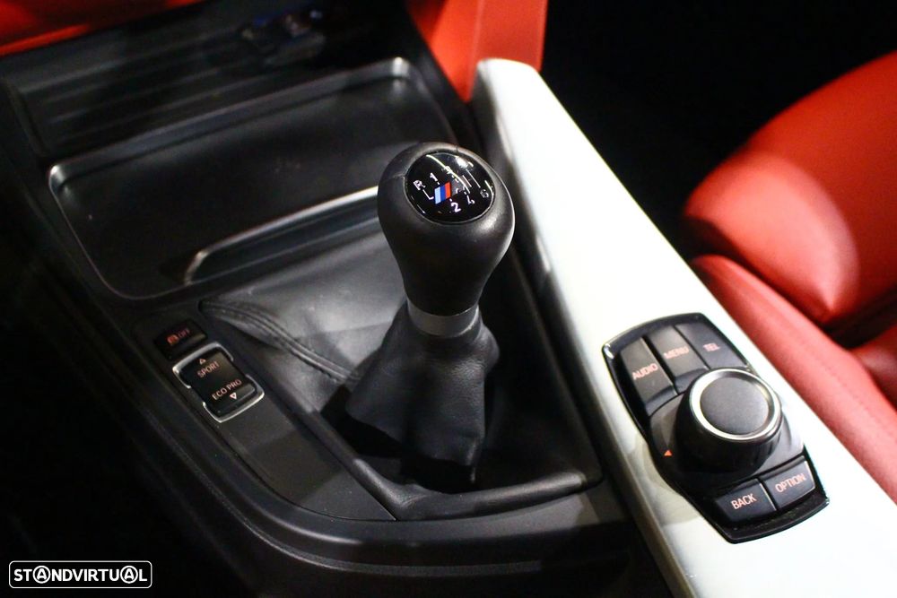 BMW 418 d Pack M - 23