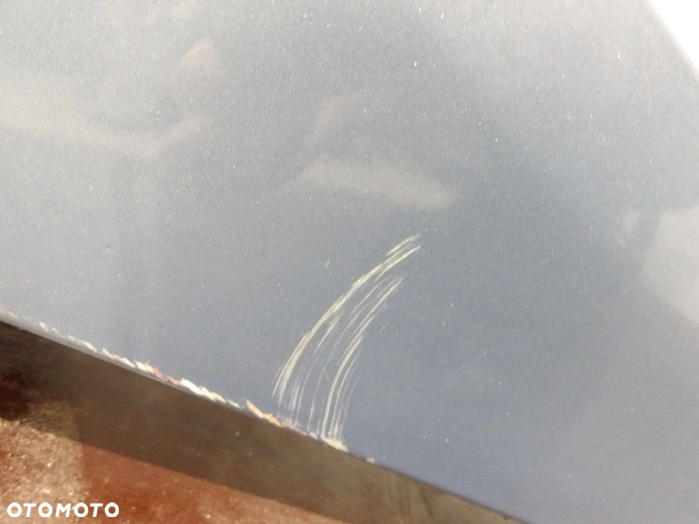 VW PASSAT B6 KOMBI 1.6TDI 2009r. BŁOTNIK PRAWY PRZEDNI - 4