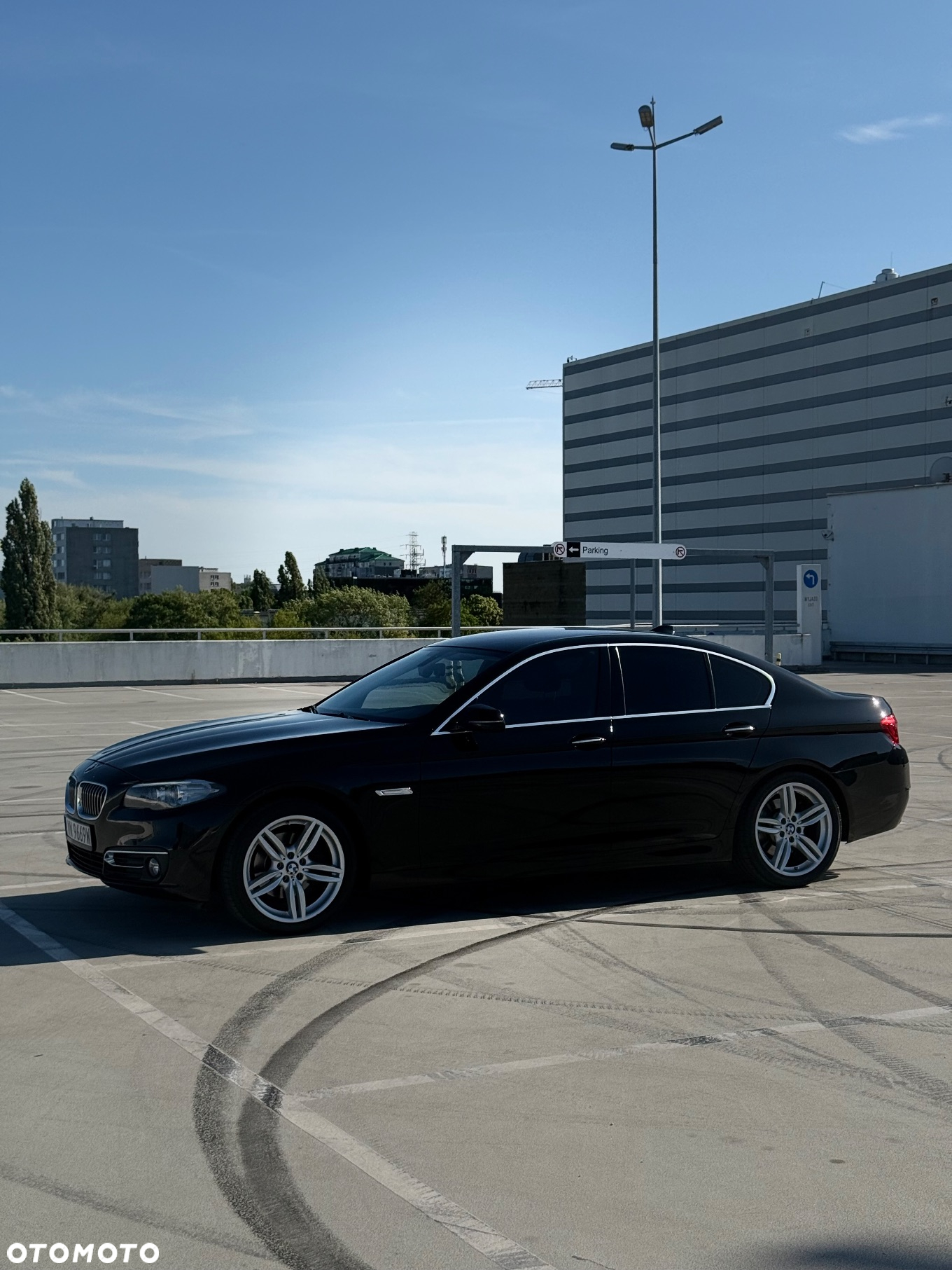 BMW Seria 5 520d Luxury Line - 2