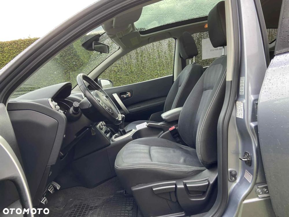 Nissan Qashqai - 10