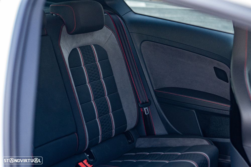 VW Golf GTI Clubsport DSG - 14