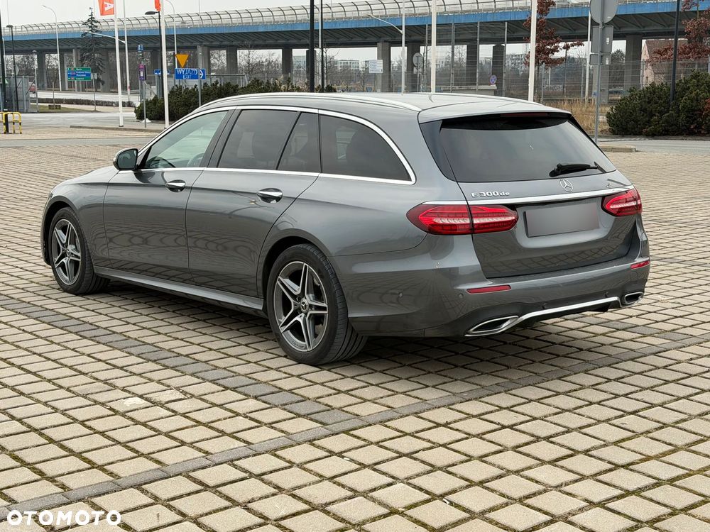 Mercedes-Benz Klasa E 300 de 9G-TRONIC - 6