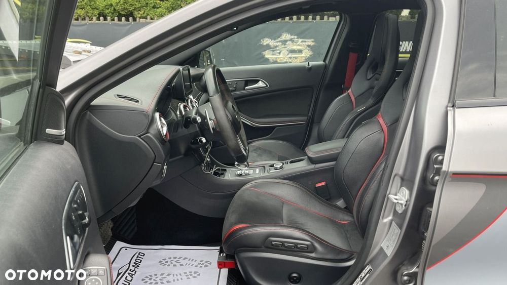 Mercedes-Benz GLA - 19