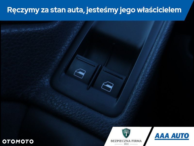 Volkswagen Golf - 17