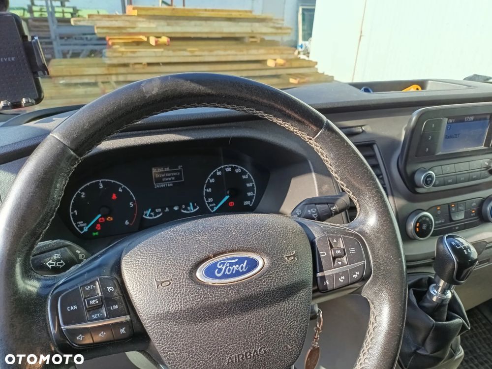 Ford Transit Custom - 5