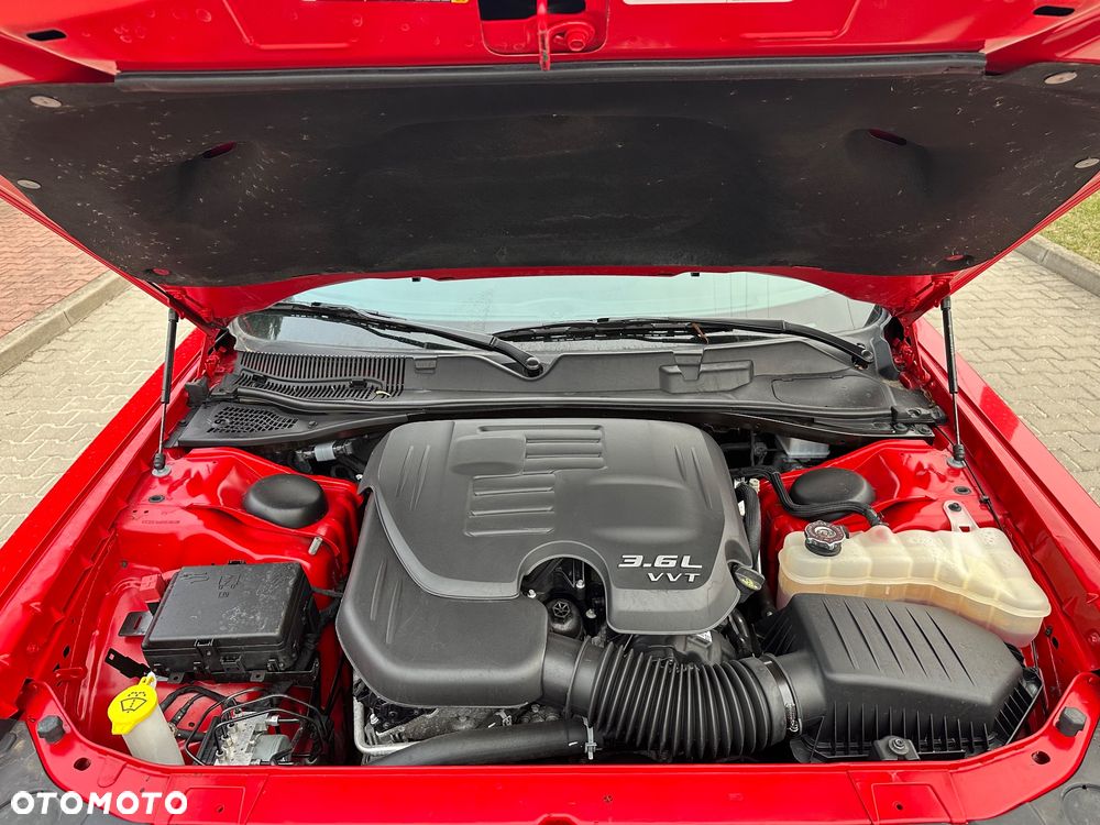 Dodge Challenger 3.6 SXT Plus - 22