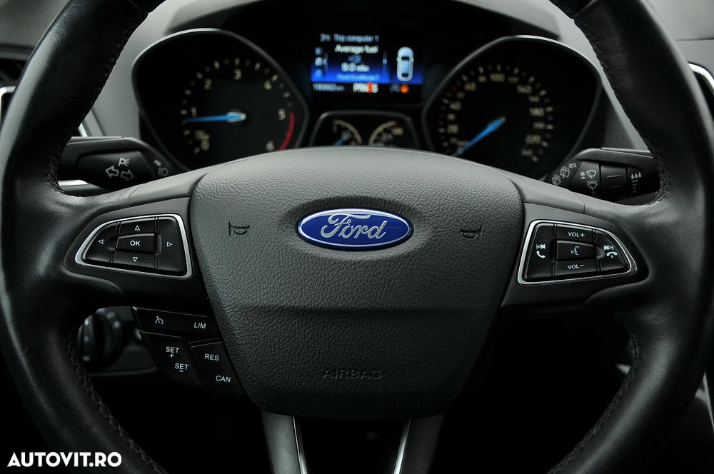 Ford C-Max 2.0 TDCi Powershift Titanium - 32