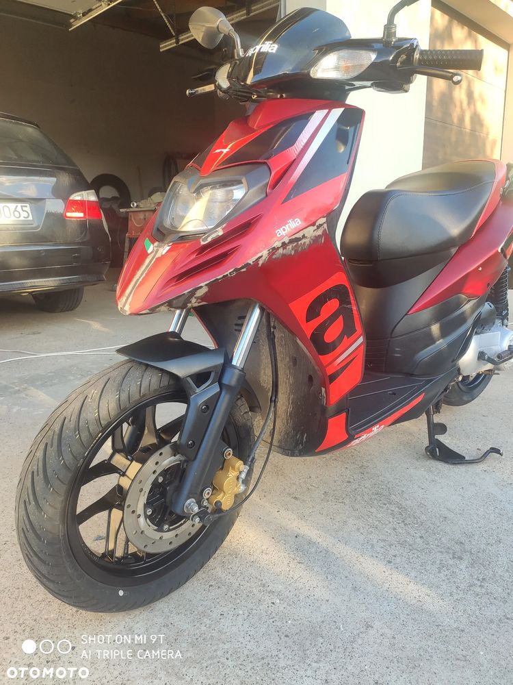 Aprilia SR - 7