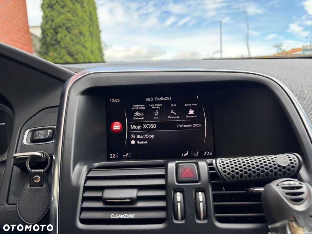 Volvo XC 60 D4 AWD Momentum - 18
