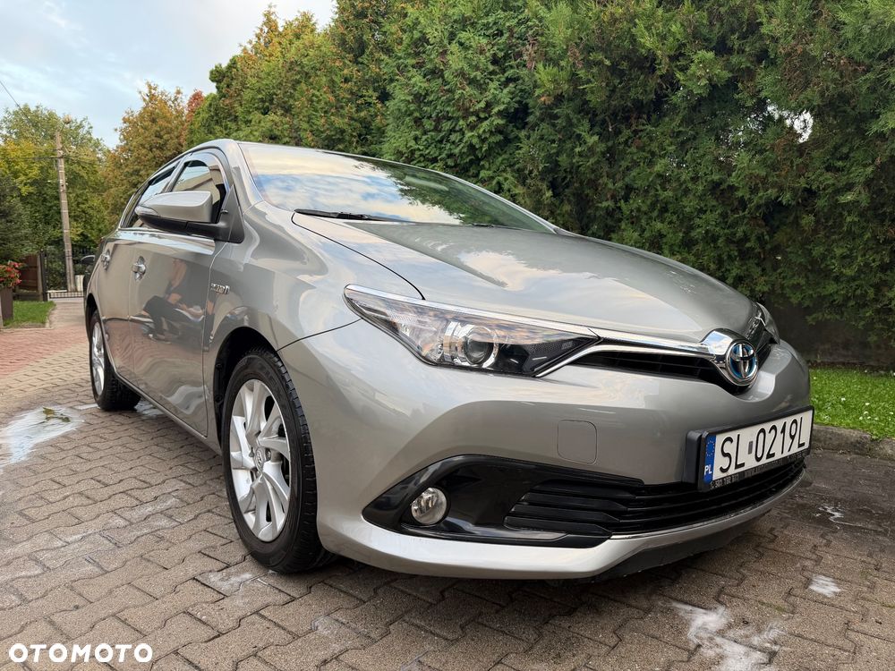 Toyota Auris - 2