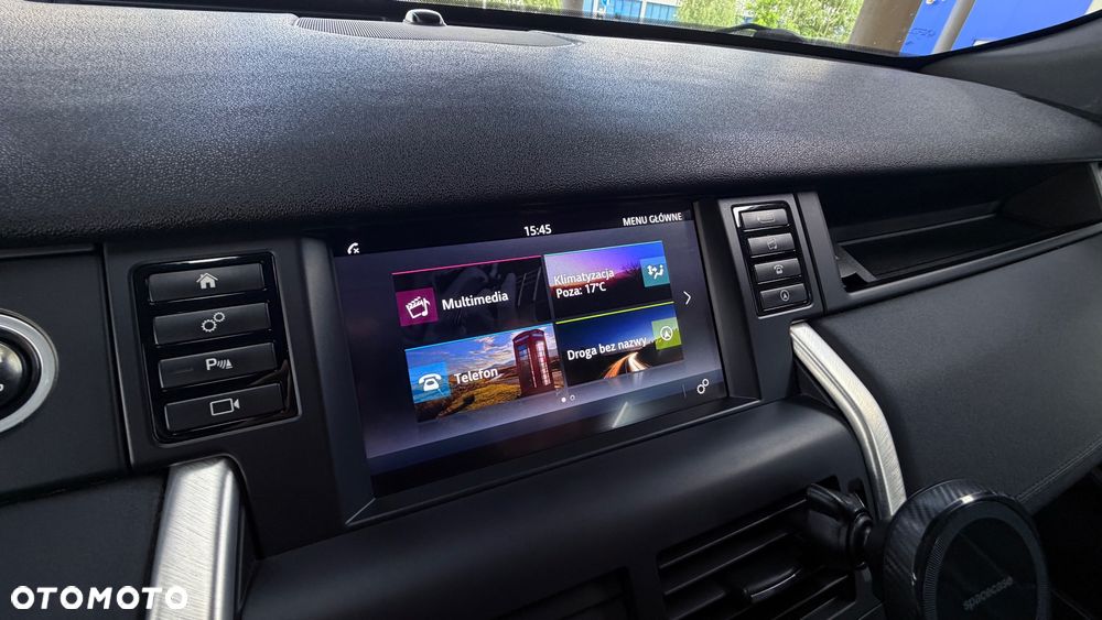 Land Rover Discovery Sport TD4 HSE Luxury - 29