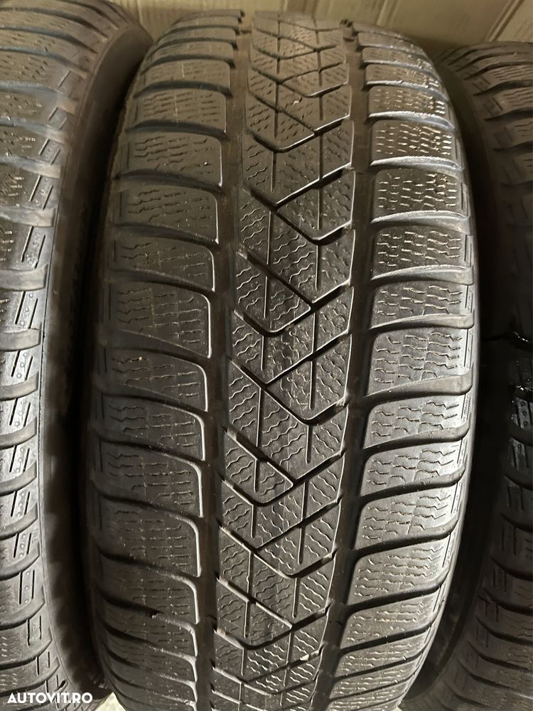215/50R18 Pirelli Sottozero 3 Dot 2020 - 3
