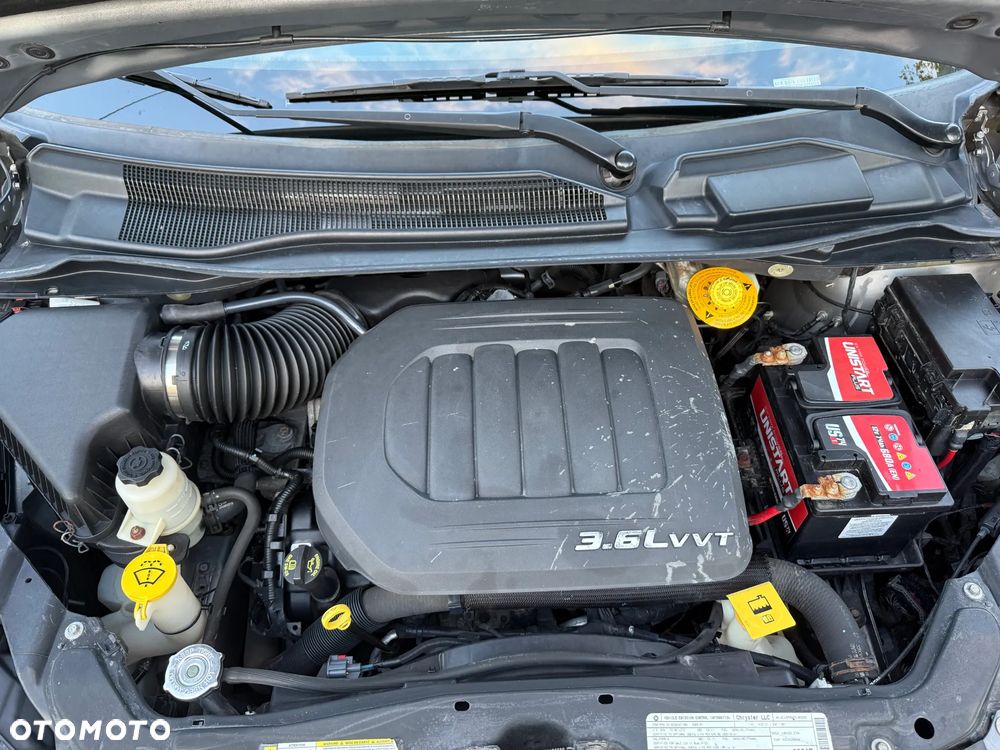 Chrysler Town & Country 3.6 Touring - 19