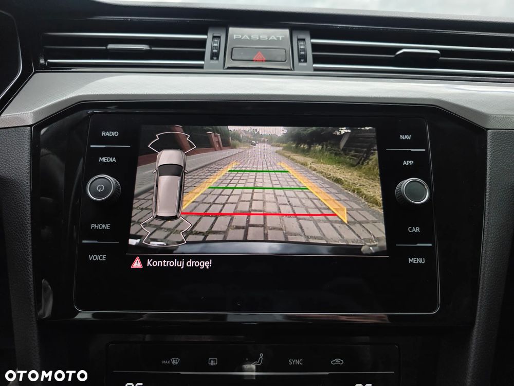 Volkswagen Passat 1.5 TSI EVO Business DSG - 23