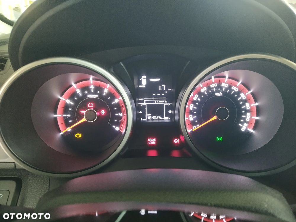 SsangYong/KGM XLV - 11