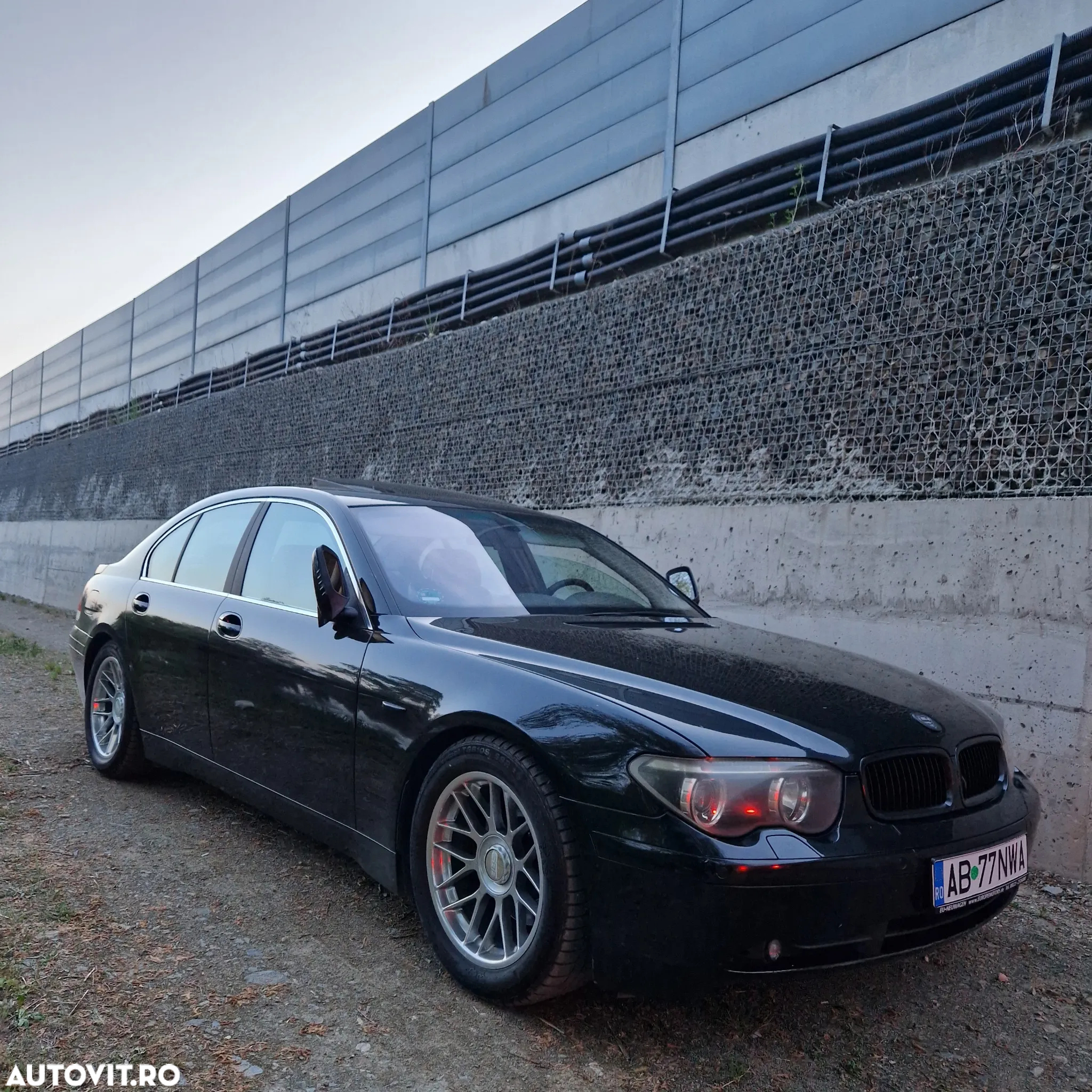 BMW Seria 7 - 13