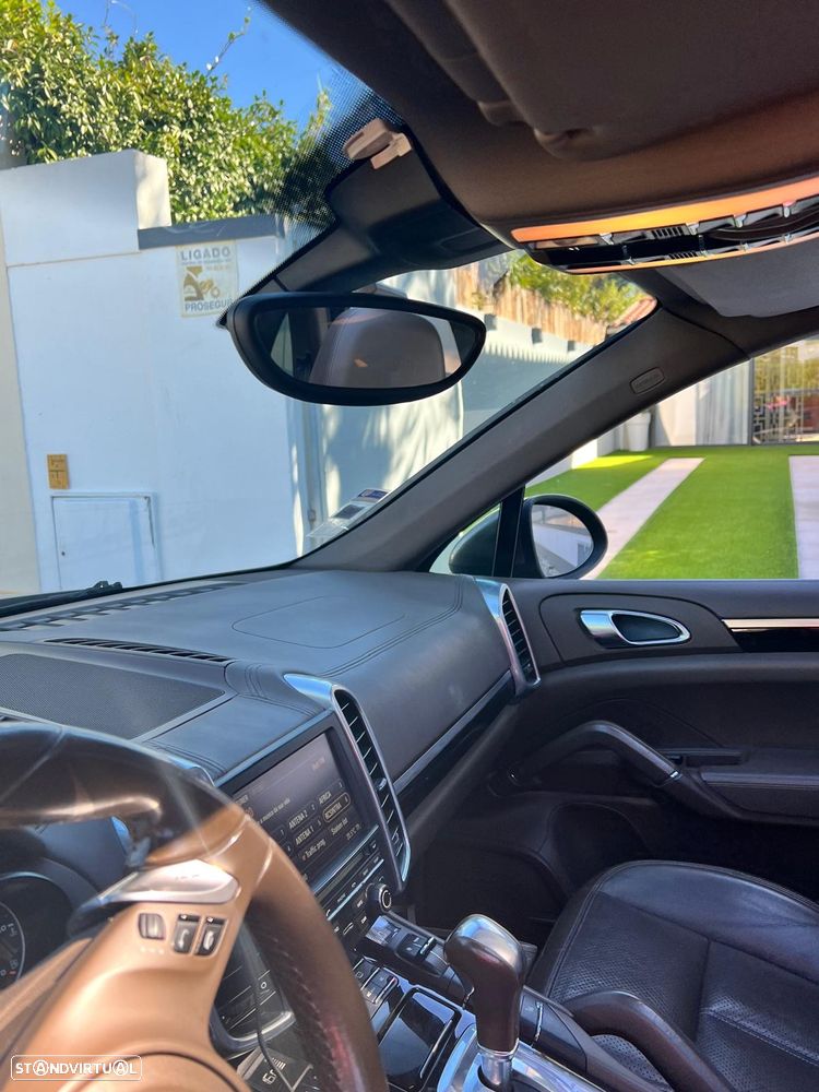 Porsche Cayenne Diesel Tiptronic S - 22