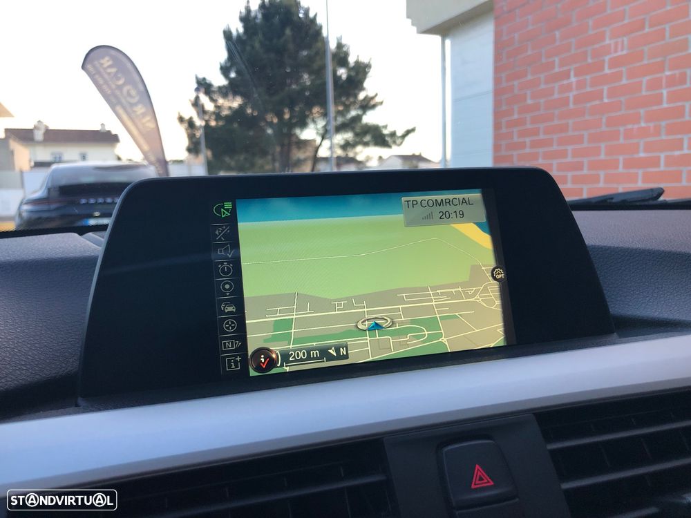 BMW 320 d Touring Aut. Efficient Dynamics Edition Sport Line - 7