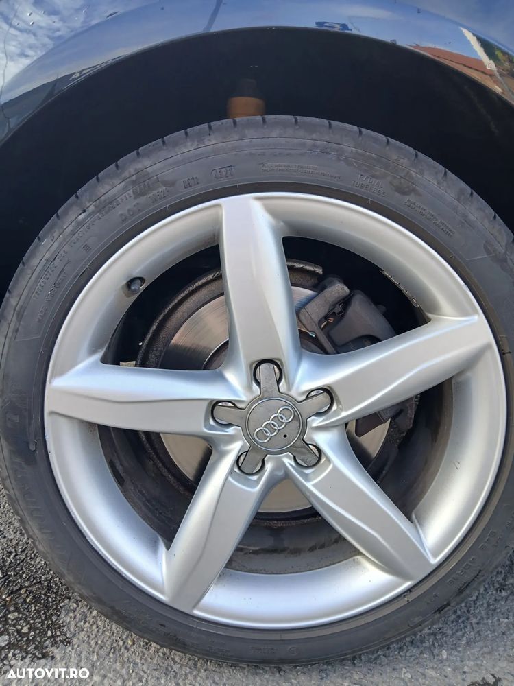 Audi A4 2.0 TDI B8 - 13