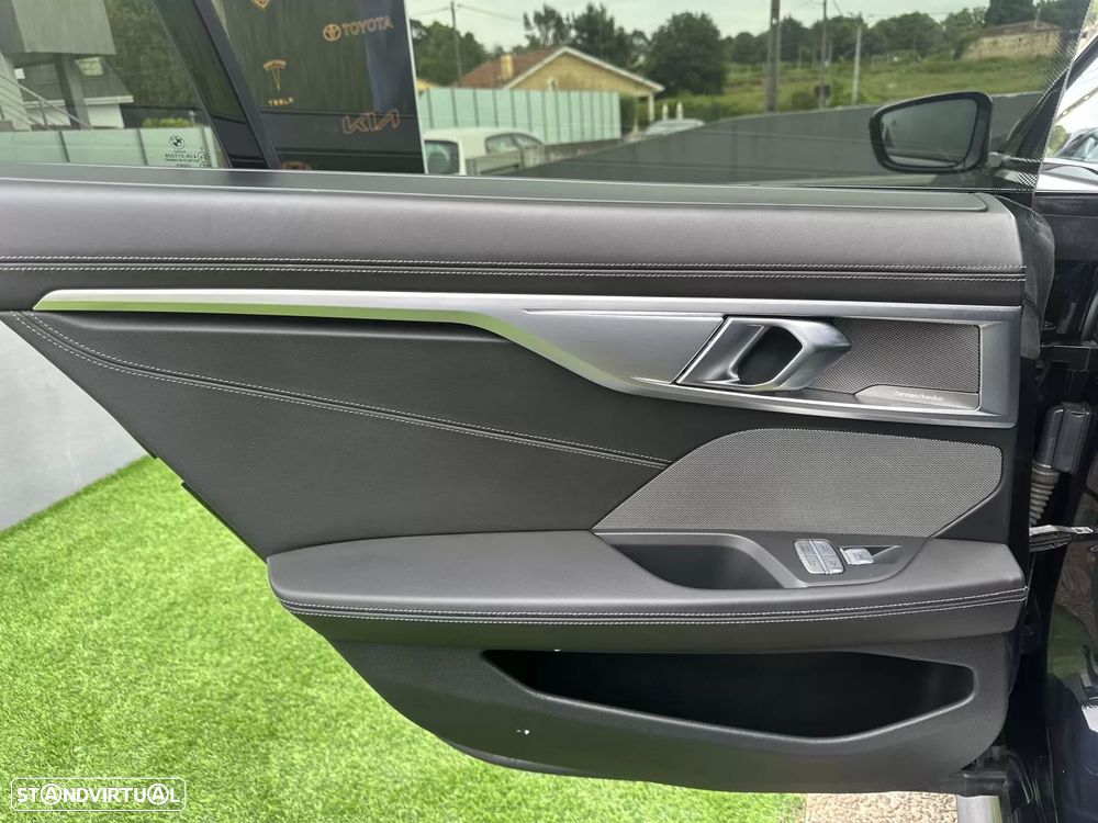 BMW 840 Gran Coupé d xDrive Pack M - 52