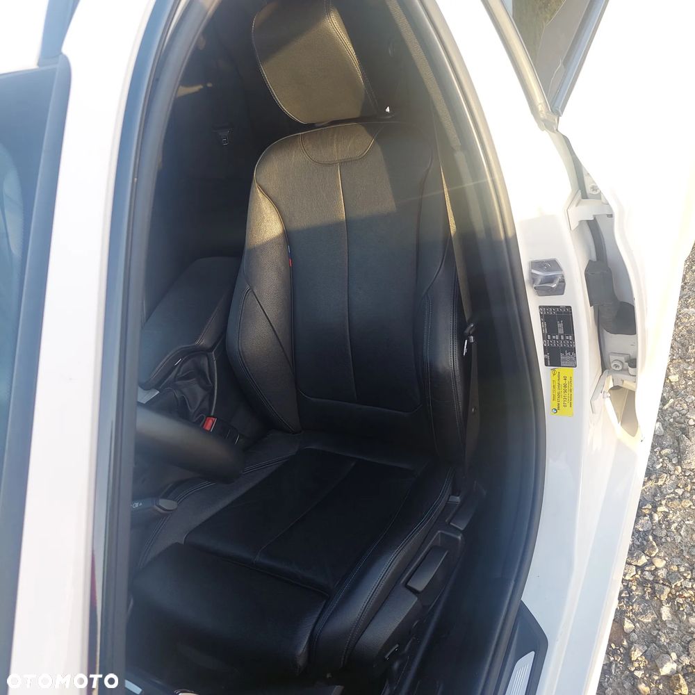 BMW Seria 3 320d M Sport - 7